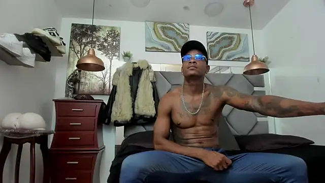 Snapshot of KING_FIT chatting on 7, 6, 2026 KING FIT online show from 7, 6, 2026