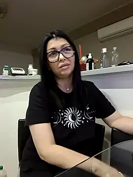 Milf Abigail online show from 26, 11, 2025