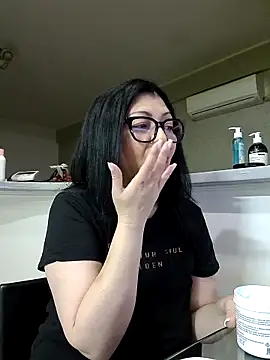 Milf Abigail online show from 27, 3, 2026