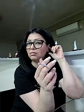 Milf Abigail online show from 17, 4, 2026