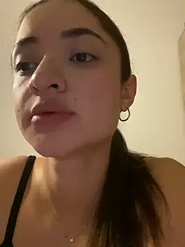 Snapshot of Alicia_ALICIA chatting on 13, 4, 2026 Alicia ALICIA online show from 13, 4, 2026