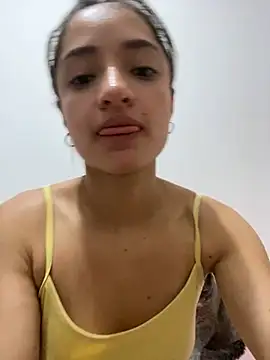 Snapshot of Alicia_ALICIA chatting on 14, 4, 2026 Alicia ALICIA online show from 14, 4, 2026
