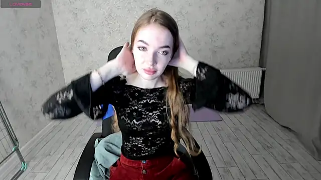 Snapshot of LissaCain chatting on 27, 1, 2025 LissaCain online show from 27, 1, 2025