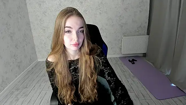 Snapshot of LissaCain chatting on 16, 2, 2025 LissaCain online show from 16, 2, 2025