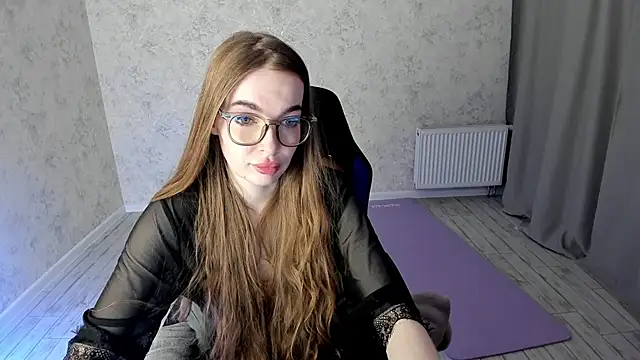 Snapshot of LissaCain chatting on 27, 2, 2025 LissaCain online show from 27, 2, 2025