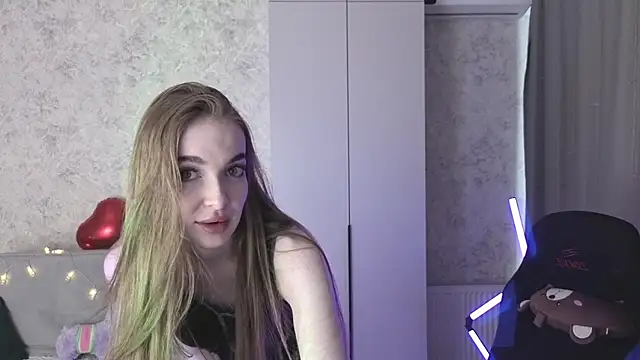 LissaCain online show from 13, 4, 2026