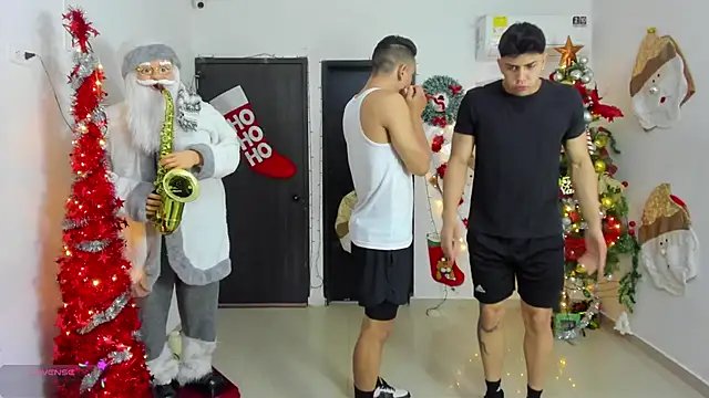 Snapshot of badguyss_bisex chatting on 21, 12, 2025 badguyss bisex online show from 21, 12, 2025