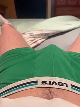 Maxxxooouuu online show from 4, 4, 2026