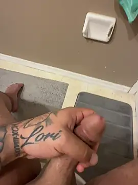 Snapshot of bigitaliandic chatting on 6, 10, 2025 bigitaliandic online show from 6, 10, 2025