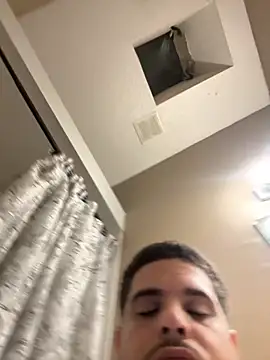 Snapshot of bigitaliandic chatting on 21, 10, 2025 bigitaliandic online show from 21, 10, 2025