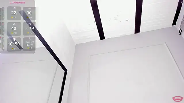 BrianaHazel online show from 17, 4, 2026