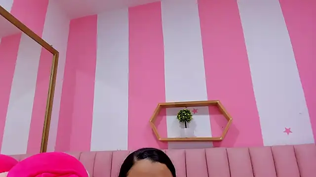 ISABELLA 020 online show from 25, 10, 2025