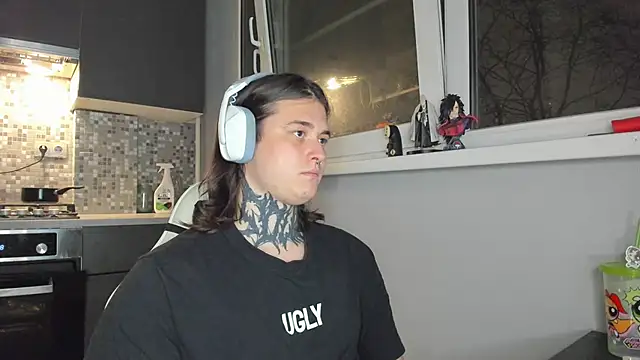 Snapshot of _torfin_ chatting on 21, 2, 2025 torfin online show from 21, 2, 2025