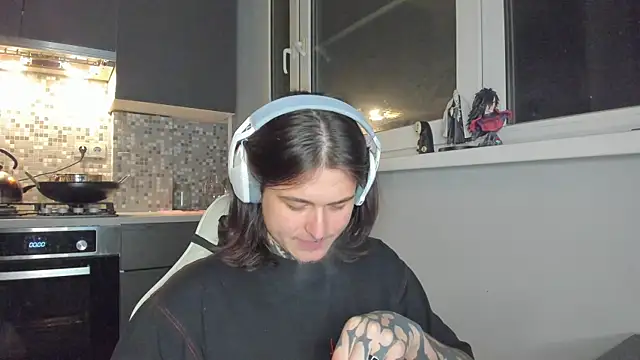 Snapshot of _torfin_ chatting on 7, 3, 2025 torfin online show from 7, 3, 2025