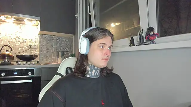 Snapshot of _torfin_ chatting on 7, 3, 2025 torfin online show from 7, 3, 2025