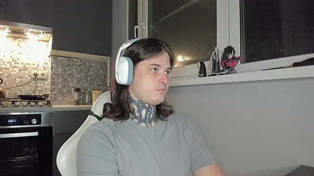 Snapshot of _torfin_ chatting on 15, 3, 2025 torfin online show from 15, 3, 2025