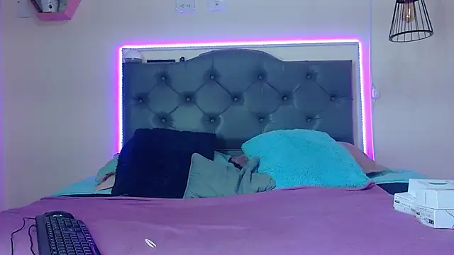 Snapshot of Kim_clark1 chatting on 26, 11, 2025 Kim clark1 online show from 26, 11, 2025