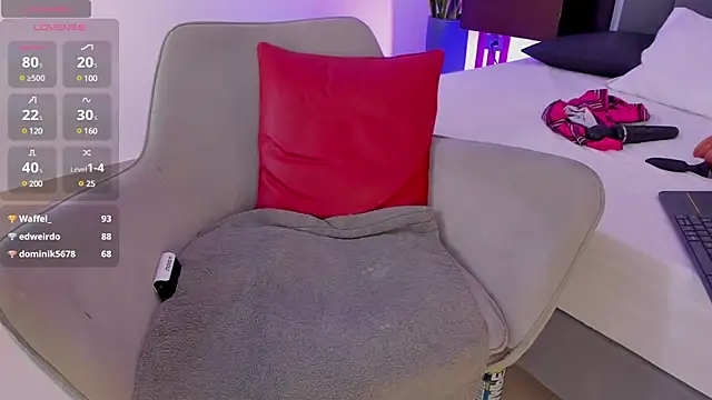 coralsmith11 online show from 2, 3, 2025