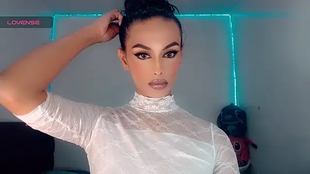  Riannagarcia  online show from 4, 11, 2025