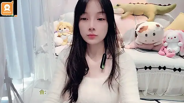 Snapshot of AKiKi711 chatting on 26, 10, 2025 AKiKi711 online show from 26, 10, 2025