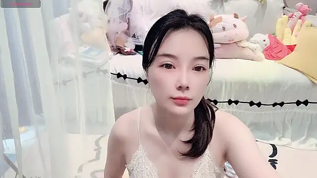 Snapshot of AKiKi711 chatting on 22, 5, 2026 AKiKi711 online show from 22, 5, 2026