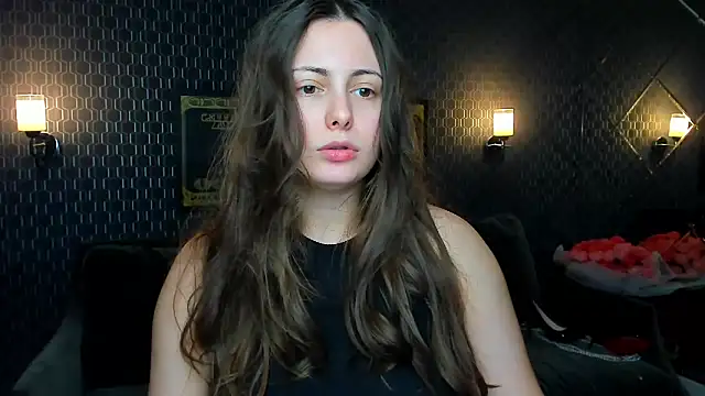 Snapshot of _extraterrestrial_ chatting on 6, 10, 2025  extraterrestrial  online show from 6, 10, 2025