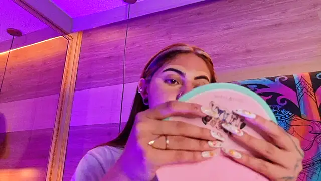 Snapshot of Cori_Paige chatting on 25, 2, 2026 Cori Paige online show from 25, 2, 2026