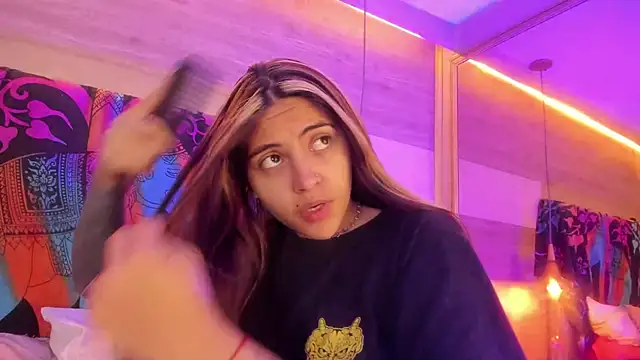 Snapshot of Cori_Paige chatting on 10, 4, 2026 Cori Paige online show from 10, 4, 2026