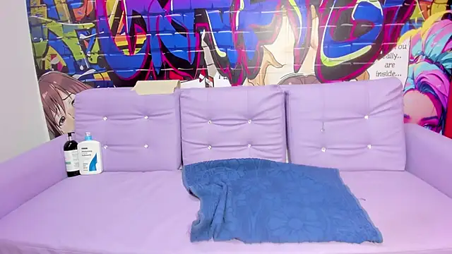 Snapshot of jessi_and_boy chatting on 13, 10, 2025 jessi and boy online show from 13, 10, 2025