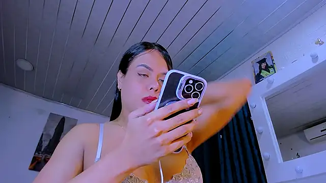 Snapshot of LatinVenuz chatting on 7, 2, 2026 LatinVenuz online show from 7, 2, 2026