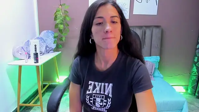 SharonSander online show from 2, 2, 2025