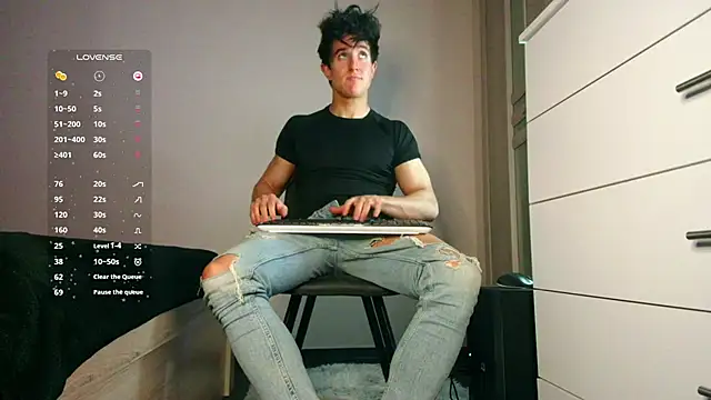 ChristianLevine  online show from 29, 3, 2026