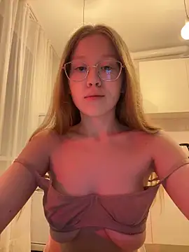 Snapshot of Eva_Weyne chatting on 28, 2, 2025 Eva Weyne online show from 28, 2, 2025