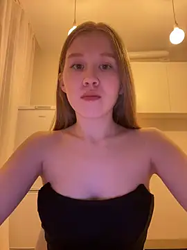 Snapshot of Eva_Weyne chatting on 19, 2, 2026 Eva Weyne online show from 19, 2, 2026