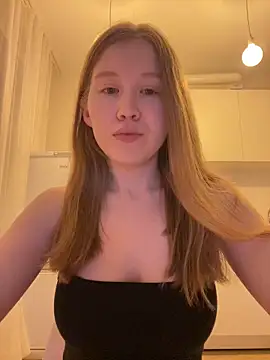 Snapshot of Eva_Weyne chatting on 24, 2, 2026 Eva Weyne online show from 24, 2, 2026