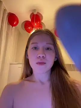 Snapshot of Eva_Weyne chatting on 25, 3, 2026 Eva Weyne online show from 25, 3, 2026