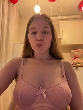 Snapshot of Eva_Weyne chatting on 27, 3, 2026 Eva Weyne online show from 27, 3, 2026