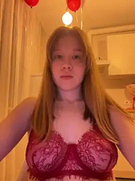 Snapshot of Eva_Weyne chatting on 31, 3, 2026 Eva Weyne online show from 31, 3, 2026