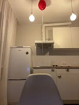 Snapshot of Eva_Weyne chatting on 11, 4, 2026 Eva Weyne online show from 11, 4, 2026