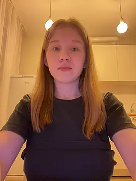 Snapshot of Eva_Weyne chatting on 15, 4, 2026 Eva Weyne online show from 15, 4, 2026