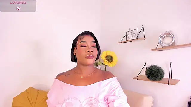 LexiieGrey online show from 23, 7, 2026