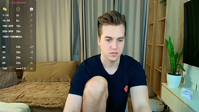 Snapshot of AustinButler chatting on 25, 12, 2024 AustinButler online show from 25, 12, 2024