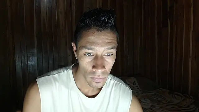 Snapshot of DEMARCOUS_NM chatting on 5, 4, 2026 DEMARCOUS NM online show from 5, 4, 2026