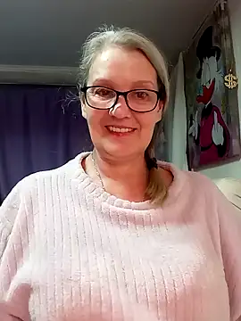 irinamaux online show from 15, 2, 2026