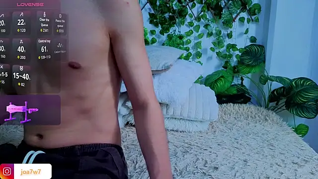 Snapshot of Levii_Ackermann chatting on 12, 9, 2025 Levii Ackermann online show from 12, 9, 2025