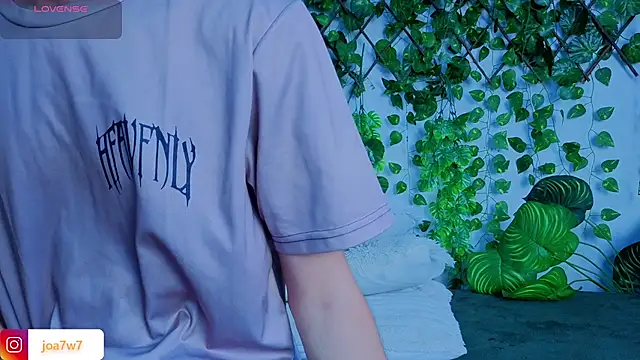 Snapshot of Levii_Ackermann chatting on 4, 10, 2025 Levii Ackermann online show from 4, 10, 2025