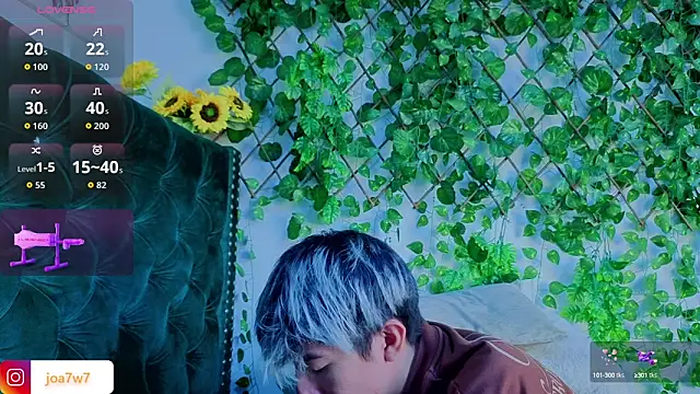 Snapshot of Levii_Ackermann chatting on 9, 10, 2025 Levii Ackermann online show from 9, 10, 2025