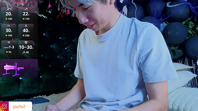 Snapshot of Levii_Ackermann chatting on 29, 10, 2025 Levii Ackermann online show from 29, 10, 2025