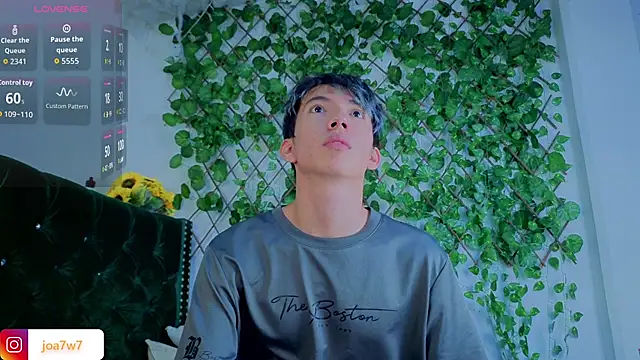 Snapshot of Levii_Ackermann chatting on 22, 11, 2025 Levii Ackermann online show from 22, 11, 2025