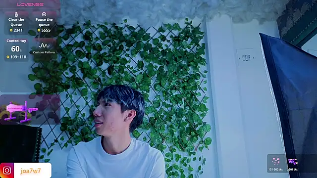 Snapshot of Levii_Ackermann chatting on 29, 11, 2025 Levii Ackermann online show from 29, 11, 2025